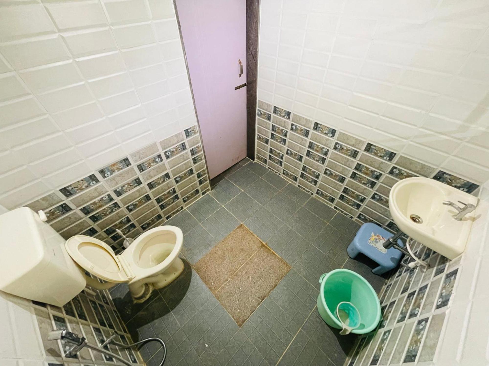 Rashi Z View Estate Stay Tarikere Exterior photo